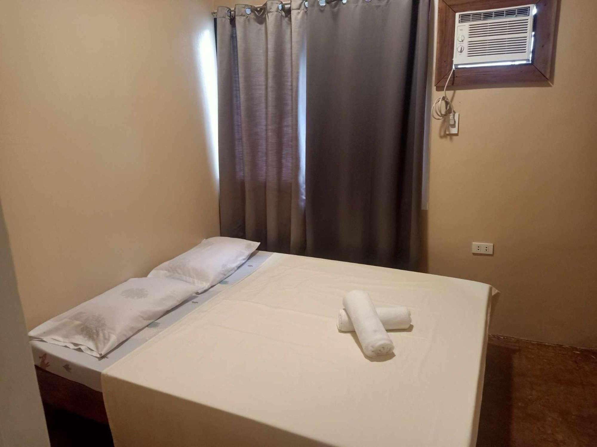 Laguno Hostel And Guest House Moalboal Ngoại thất bức ảnh